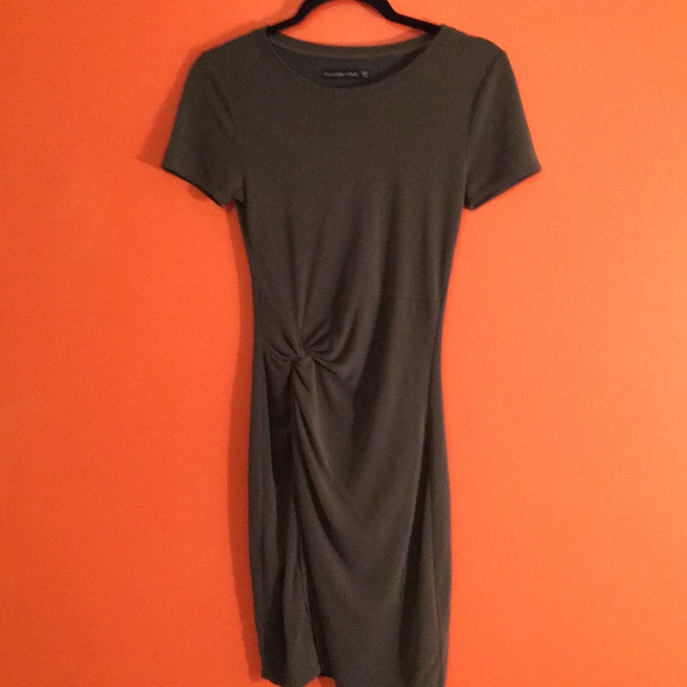 Abercrombie & Fitch Army Green Tee Shirt Style Faux Wrap Casual Dress Size XST